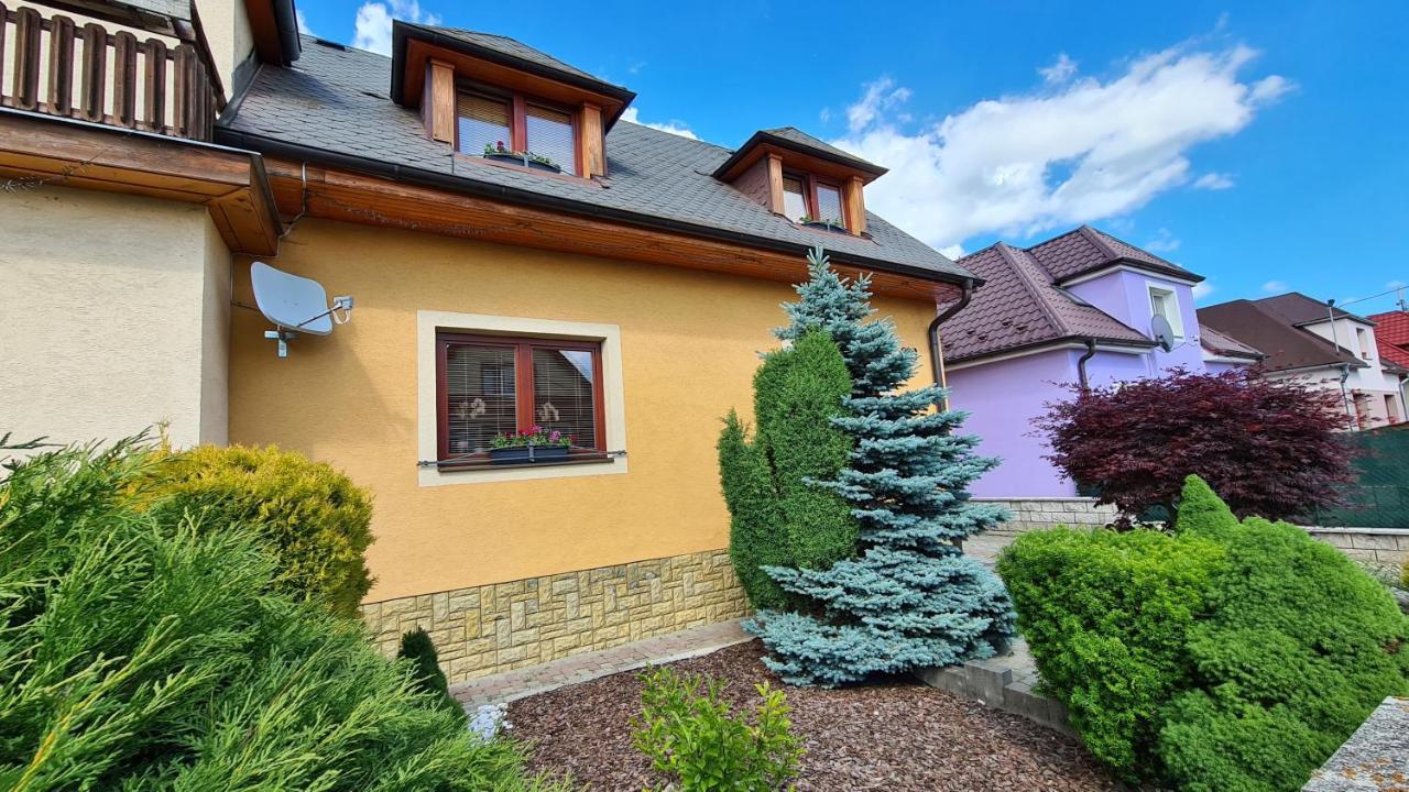 Rodinny Dom "Ako Doma" Veľký Slavkov Exterior foto