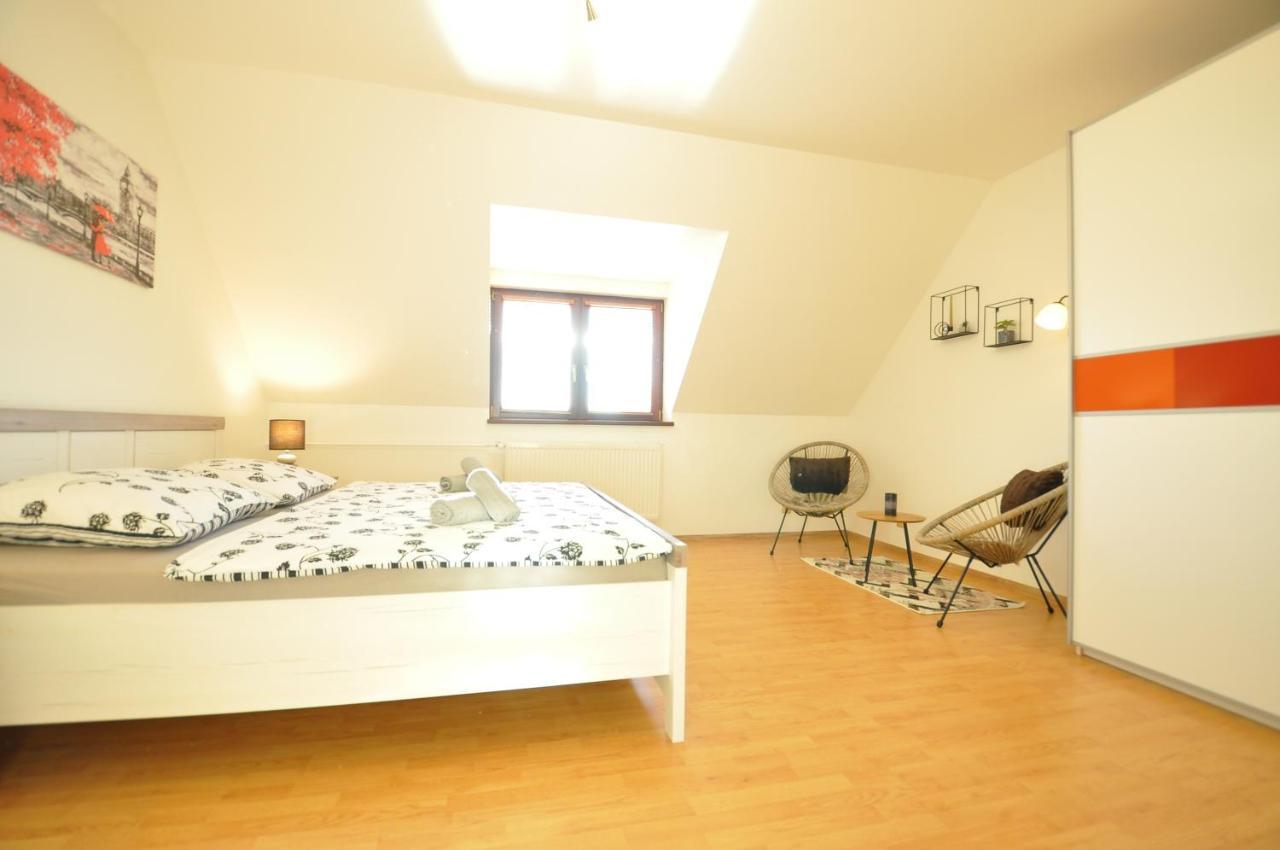 Rodinny Dom "Ako Doma" Veľký Slavkov Exterior foto